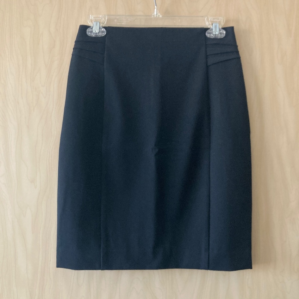 Black pencil skirt